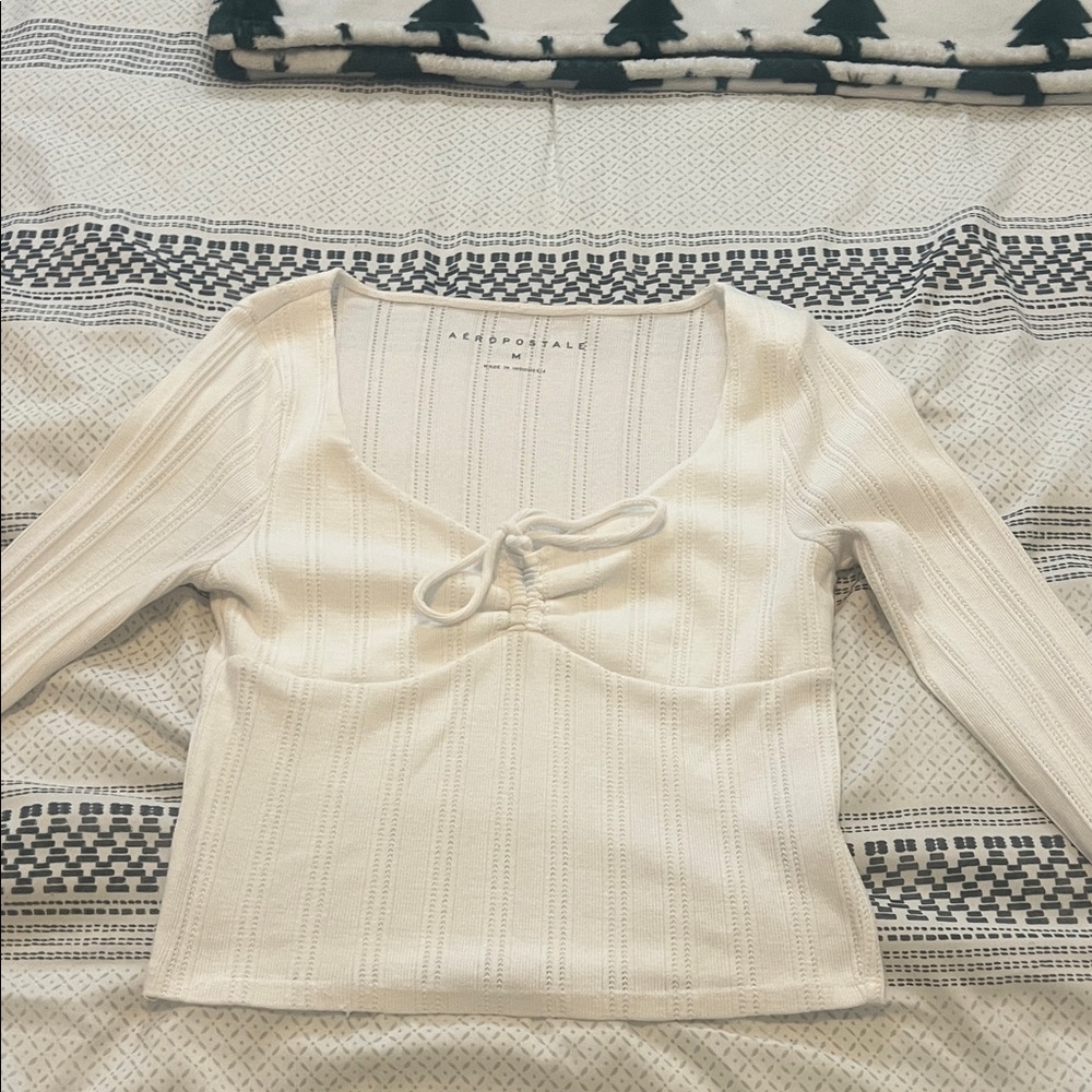 Aeropostale Women's Cream Long Sleeve Top